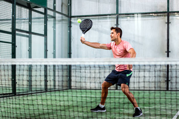 Installer un terrain de tennis
